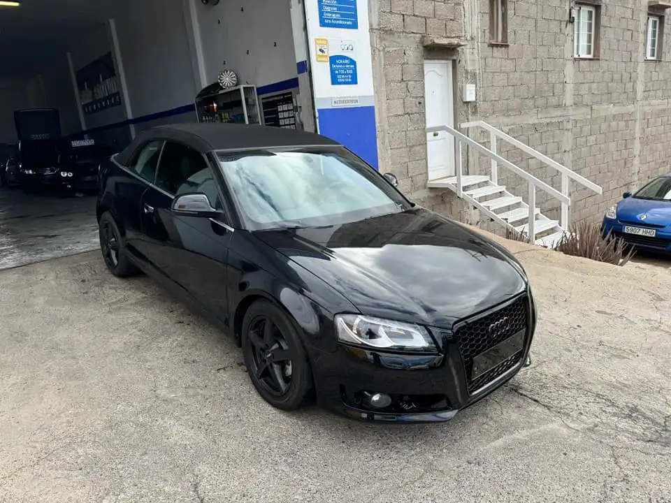 Audi A3 1.8 Cabrio 2012 negro de ocasión en AutoZentrum Tenerife